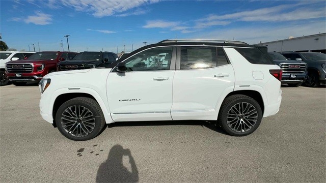 GMC Terrain Vehicle Full-screen Gallery Image 05