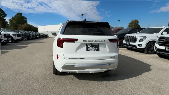 GMC Terrain Vehicle Full-screen Gallery Image 07