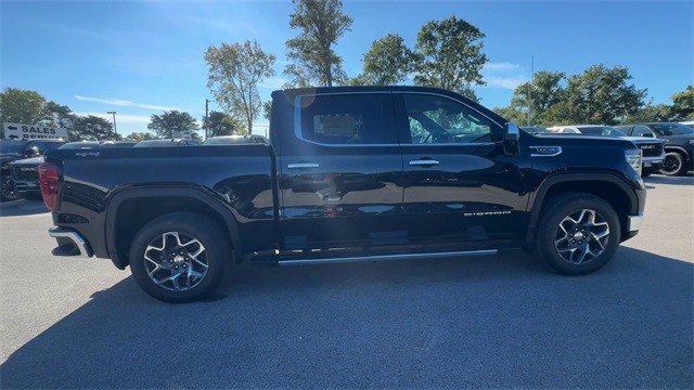 GMC Sierra 1500 Vehicle Full-screen Gallery Image 09