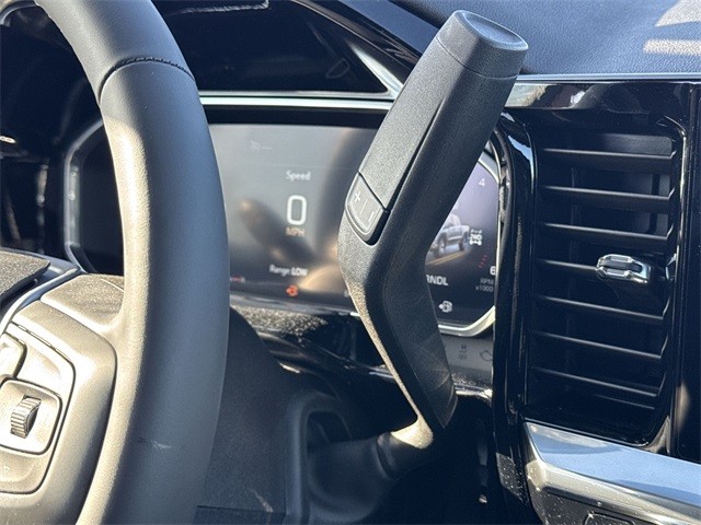 GMC Sierra 1500 Vehicle Full-screen Gallery Image 20