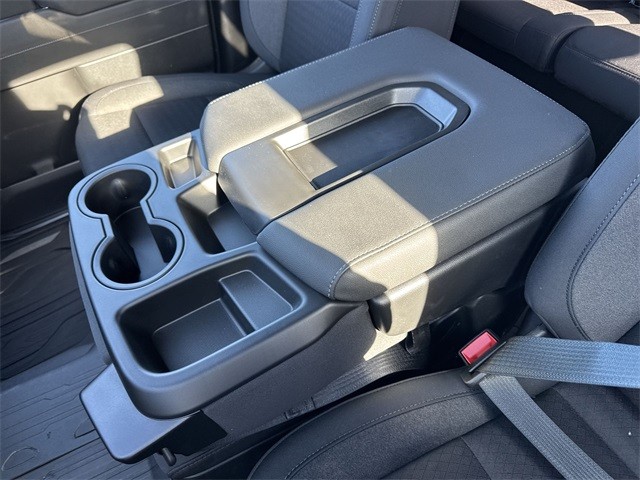 GMC Sierra 1500 Vehicle Full-screen Gallery Image 21