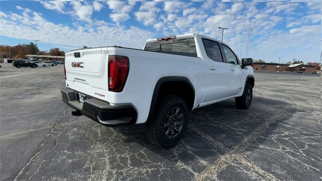 GMC Sierra 1500 Vehicle Full-screen Gallery Image 08