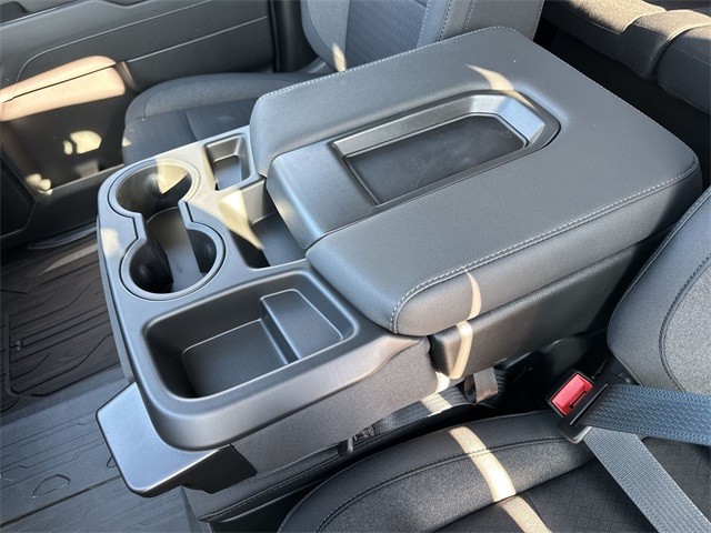 GMC Sierra 1500 Vehicle Full-screen Gallery Image 21