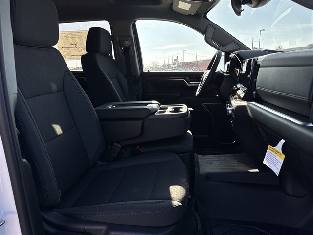 GMC Sierra 1500 Vehicle Full-screen Gallery Image 24