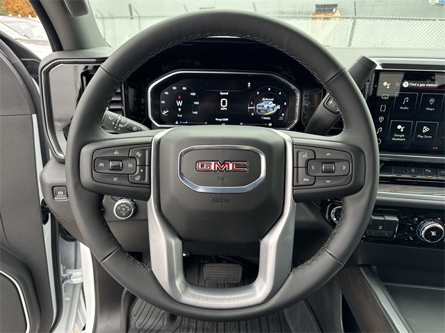 GMC Sierra 2500HD Vehicle Full-screen Gallery Image 14
