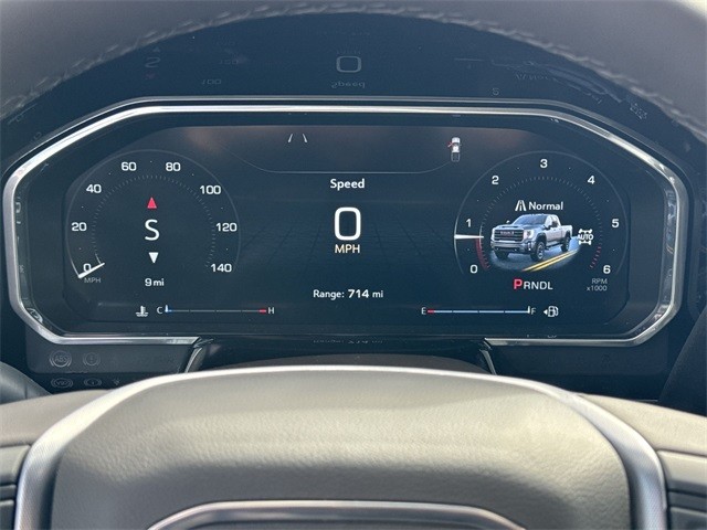 GMC Sierra 2500HD Vehicle Full-screen Gallery Image 15