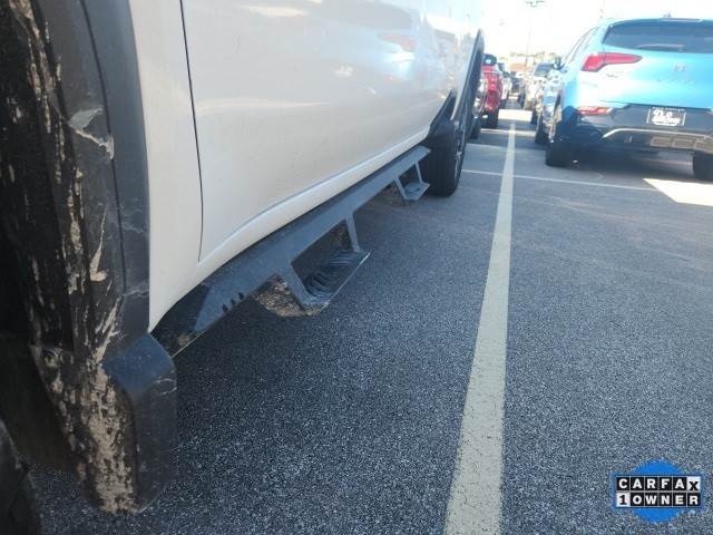 GMC Sierra 2500HD Vehicle Full-screen Gallery Image 06