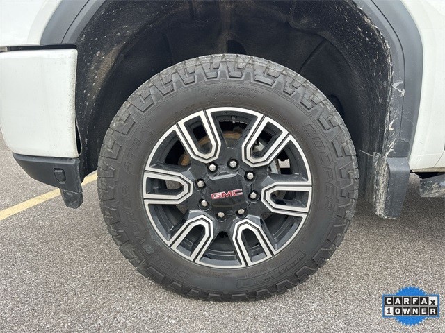 GMC Sierra 2500HD Vehicle Full-screen Gallery Image 37