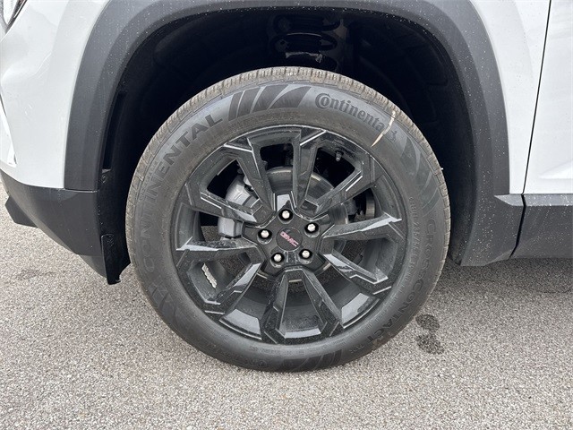 GMC Terrain Vehicle Full-screen Gallery Image 10