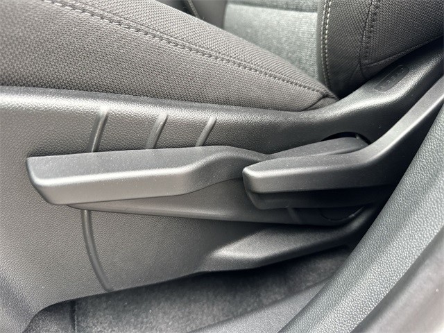 GMC Terrain Vehicle Full-screen Gallery Image 12