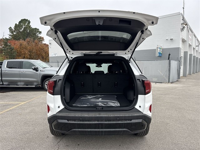 GMC Terrain Vehicle Full-screen Gallery Image 23