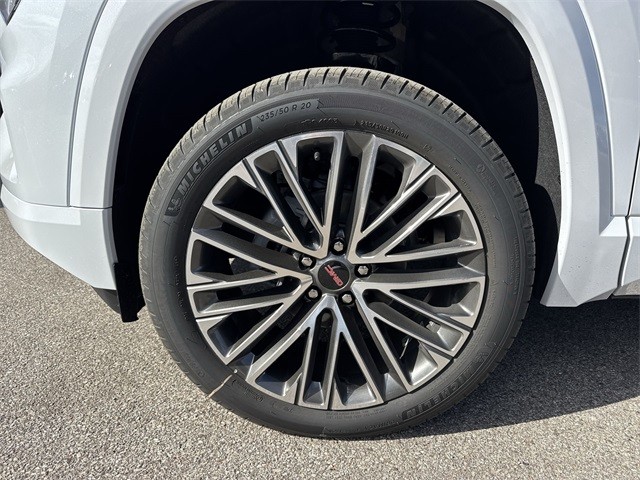 GMC Terrain Vehicle Full-screen Gallery Image 10