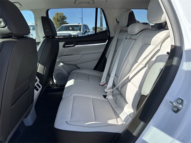 GMC Terrain Vehicle Full-screen Gallery Image 22