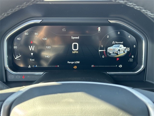 GMC Sierra 1500 Vehicle Full-screen Gallery Image 15