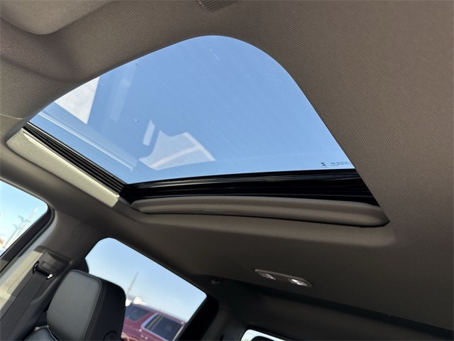 GMC Sierra 1500 Vehicle Full-screen Gallery Image 22