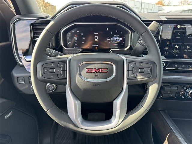 GMC Sierra 3500HD Vehicle Full-screen Gallery Image 14