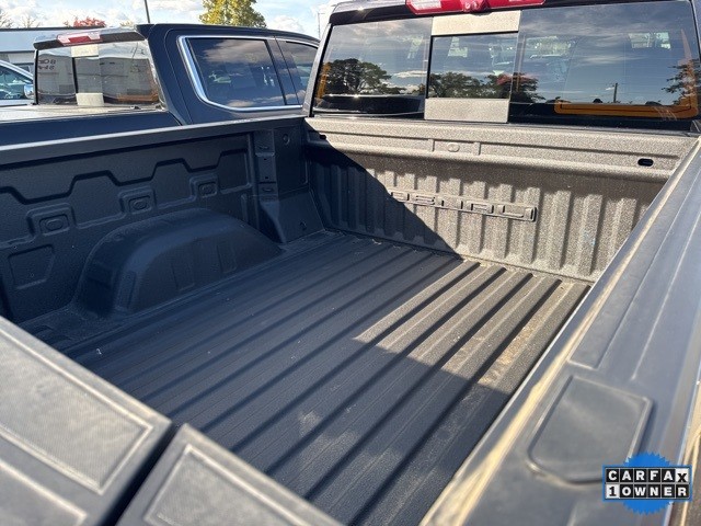 GMC Sierra 1500 Vehicle Full-screen Gallery Image 09