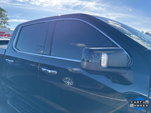 GMC Sierra 1500 Vehicle Full-screen Gallery Image 10