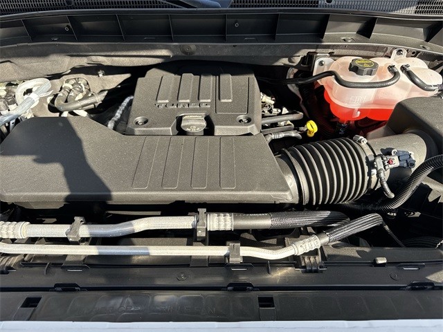 GMC Sierra 1500 Vehicle Full-screen Gallery Image 24