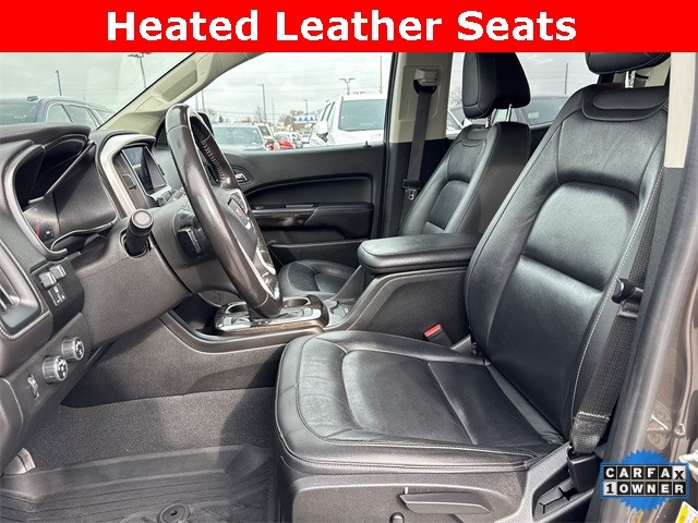 GMC Canyon Vehicle Full-screen Gallery Image 23