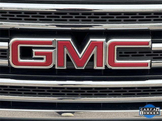 GMC Canyon Vehicle Full-screen Gallery Image 34