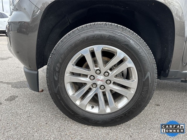 GMC Canyon Vehicle Full-screen Gallery Image 36