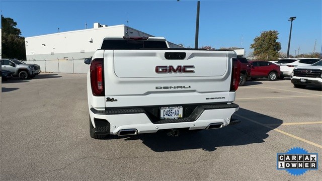 GMC Sierra 1500 Vehicle Full-screen Gallery Image 09