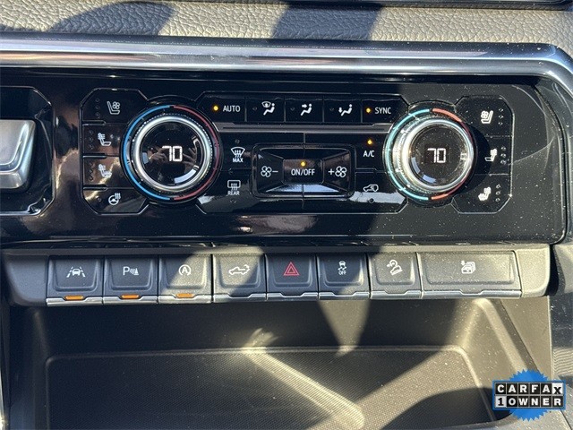 GMC Sierra 1500 Vehicle Full-screen Gallery Image 22