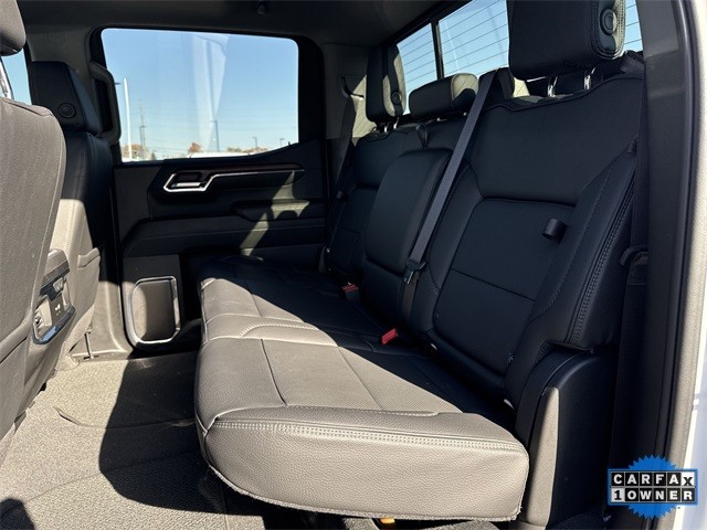 GMC Sierra 1500 Vehicle Full-screen Gallery Image 30