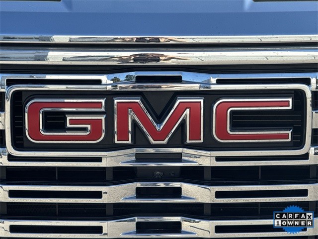 GMC Sierra 1500 Vehicle Full-screen Gallery Image 36