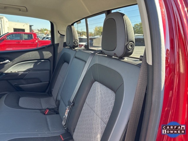 Chevrolet Colorado Vehicle Full-screen Gallery Image 09