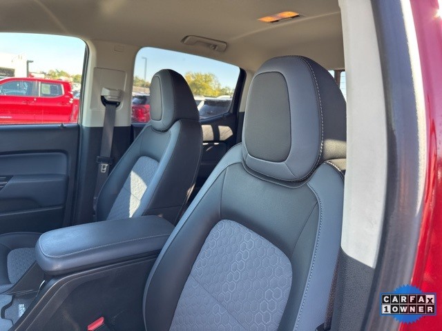 Chevrolet Colorado Vehicle Full-screen Gallery Image 13