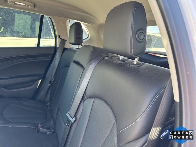 Buick Envision Vehicle Full-screen Gallery Image 09