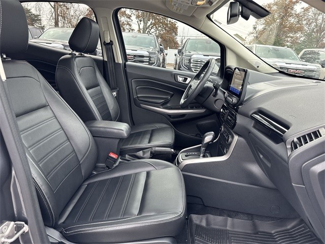 Ford EcoSport Vehicle Full-screen Gallery Image 31