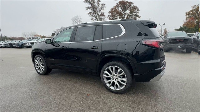 GMC Acadia Vehicle Full-screen Gallery Image 06