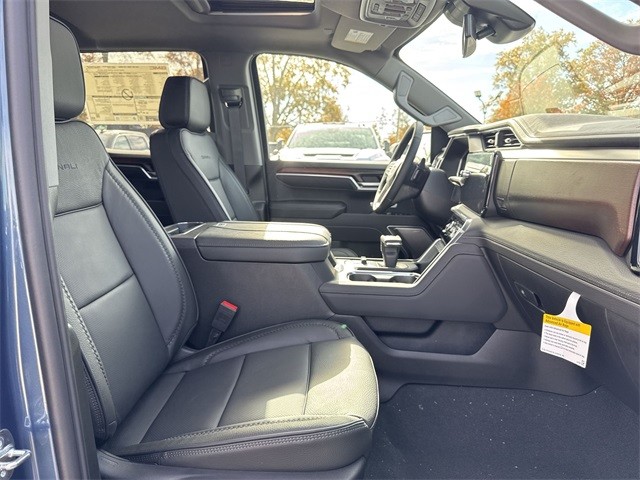 GMC Sierra 1500 Vehicle Full-screen Gallery Image 25