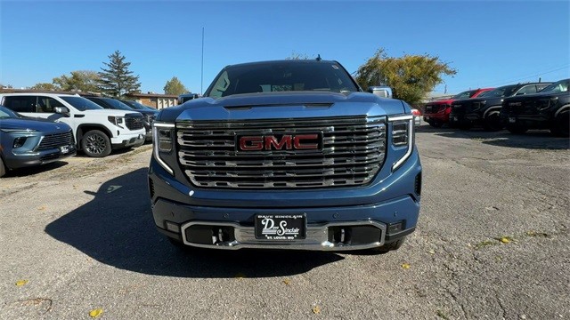 GMC Sierra 1500 Vehicle Full-screen Gallery Image 03