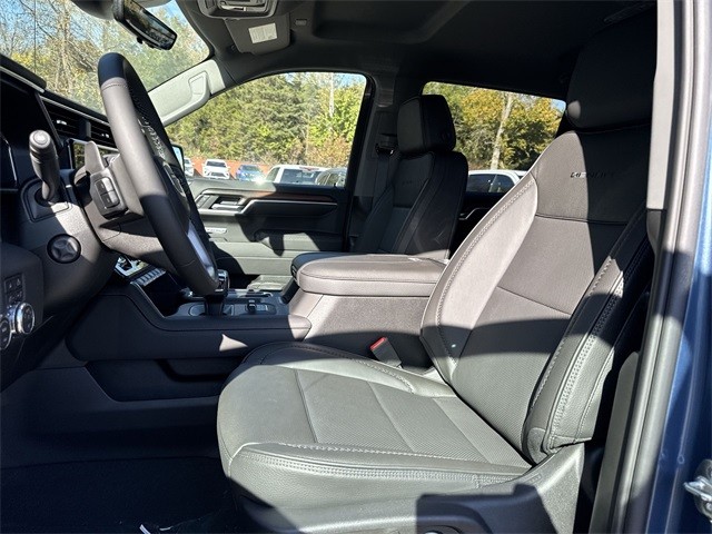 GMC Sierra 1500 Vehicle Full-screen Gallery Image 11