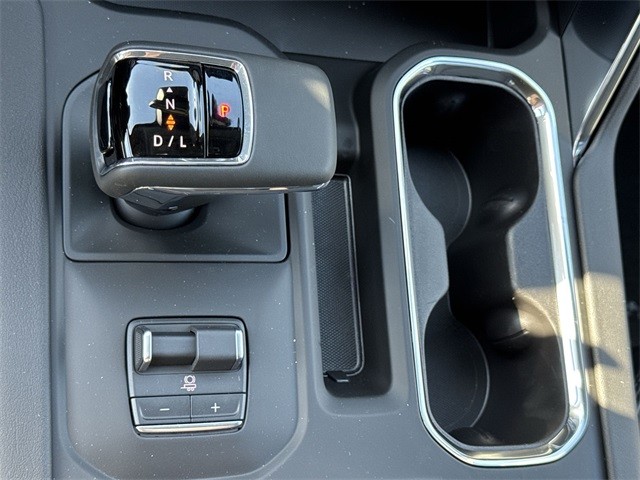 GMC Sierra 1500 Vehicle Full-screen Gallery Image 20
