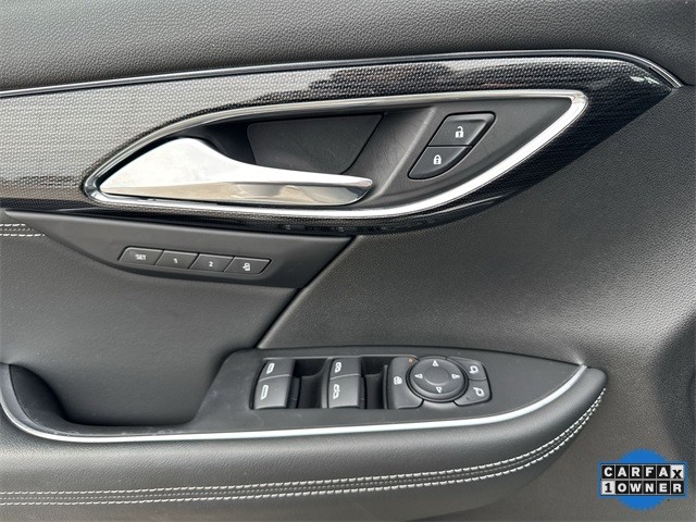 Buick Envision Vehicle Full-screen Gallery Image 26