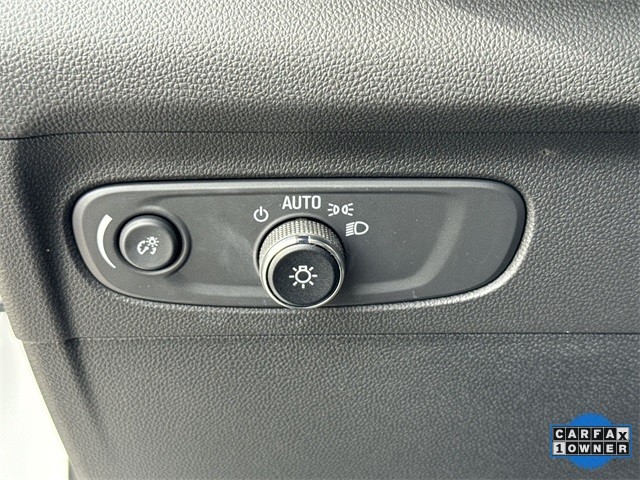 Buick Envision Vehicle Full-screen Gallery Image 37