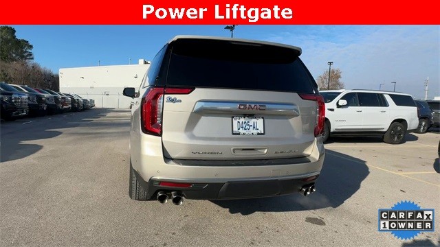 GMC Yukon Vehicle Full-screen Gallery Image 09