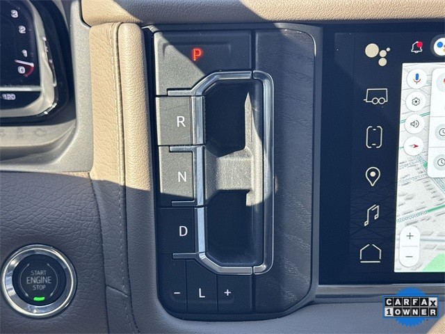 GMC Yukon Vehicle Full-screen Gallery Image 20