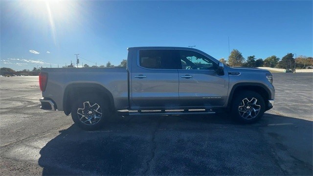 GMC Sierra 1500 Vehicle Full-screen Gallery Image 09