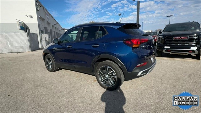 Buick Encore GX Vehicle Full-screen Gallery Image 07