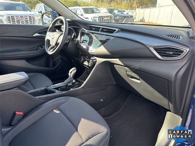 Buick Encore GX Vehicle Full-screen Gallery Image 30