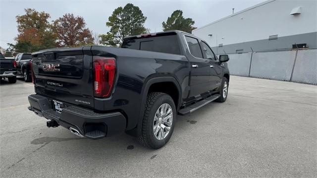 GMC Sierra 1500 Vehicle Full-screen Gallery Image 08