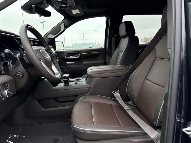 GMC Sierra 1500 Vehicle Full-screen Gallery Image 11