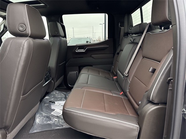 GMC Sierra 1500 Vehicle Full-screen Gallery Image 23