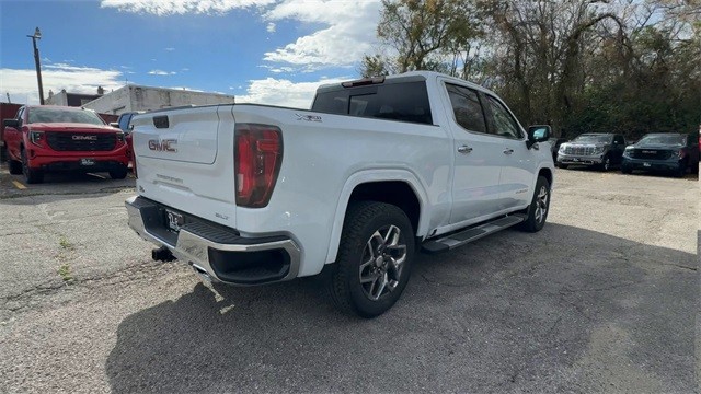 GMC Sierra 1500 Vehicle Full-screen Gallery Image 08
